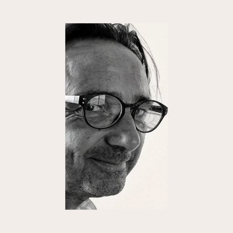 Portrait de Carlos Castro
